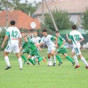  U-21